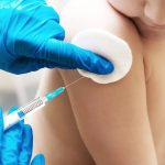 Maule lidera vacunación contra la influenza a nivel nacional y refuerzan llamado a inmunizarse