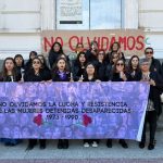Mujeres vestidas de negro marcharon en Talca: “Los derechos humanos no dependen del gobierno de turno”