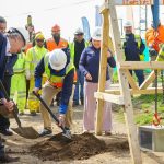 Celebran hito primera piedra de nueva calle de servicio hospital de Curicó